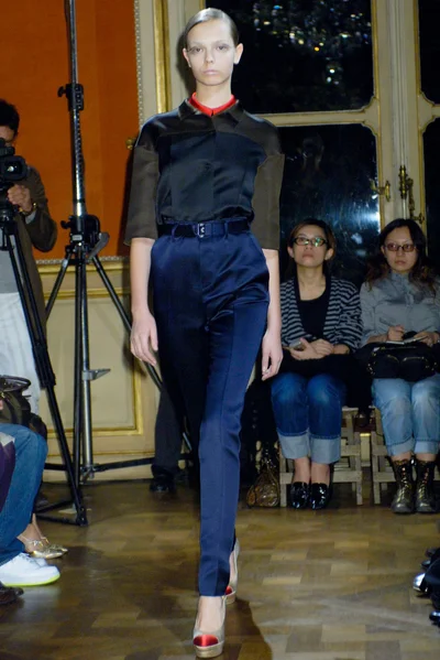 Look 4